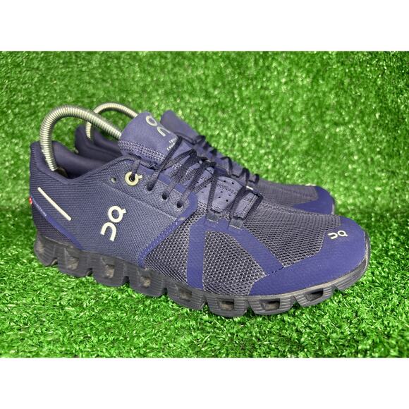 On Cloud Cloud 5 Women's Size 9.5 Blue Athletic Running Gym Shoes Sneakers - Picture 1 of 8